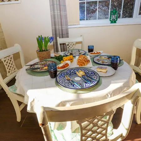 Hira's Bradford (West Yorkshire)